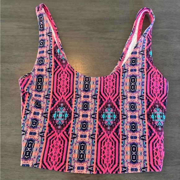 Bundle of Forever 21 crop tops - Picture 2 of 8